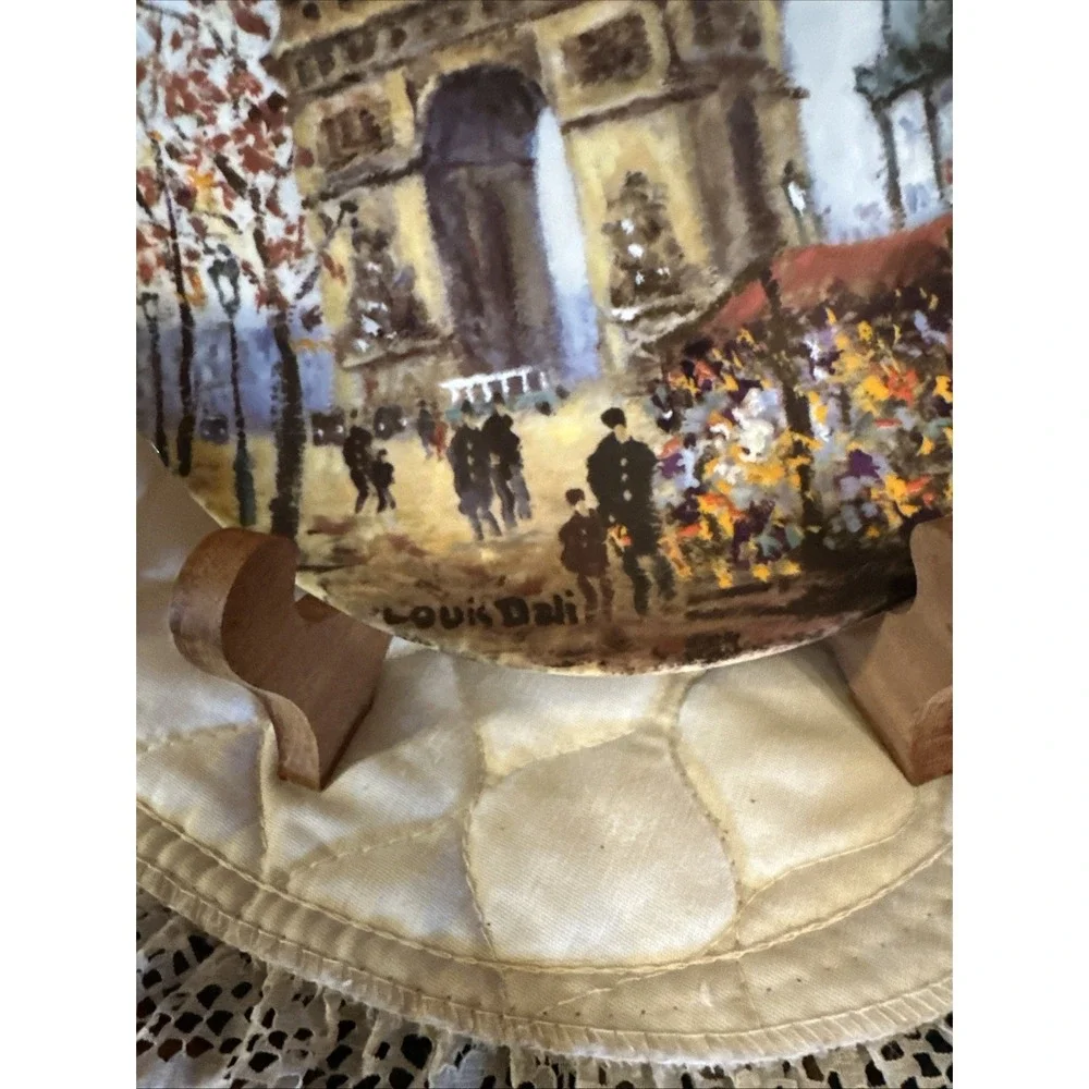 Limoges Louis Dali Vintage Collector's Plate‎  L'Arc De Triomphe  #GI 254.